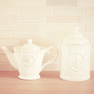 Classic porcelain teapot and jar