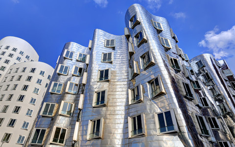 Dusseldorf Gehry Silver 3