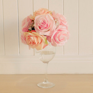 Bunch of rose in glass