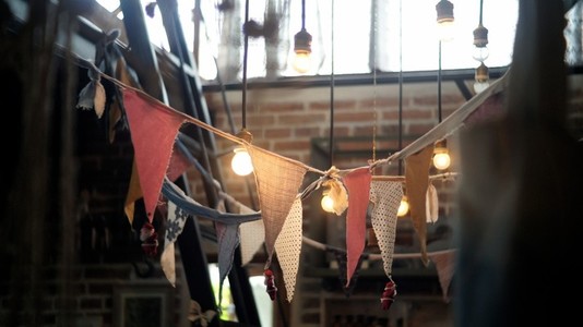 Light and bunting flags
