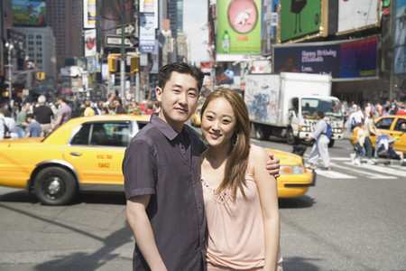 Chinese Tourist Couple NYC 03