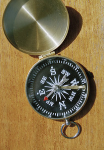 Compass 18
