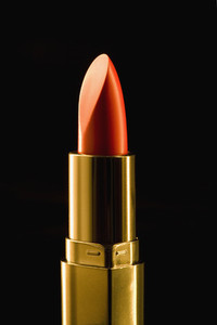 Golden Lipstick 02