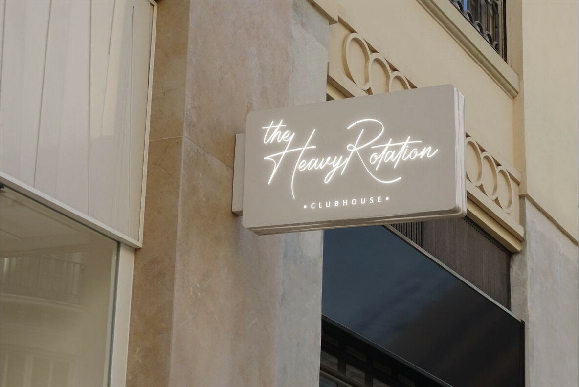 Radiantly Signature 9